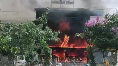 Photo of जबलपुर – न्यू लाइफ मल्टी स्पेशलिटी अस्पताल में लगी आग, 8 लोगों की मौत