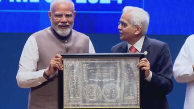 Photo of प्रधानमंत्री ने भारतीय रिजर्व बैंक (आरबीआई) के 90 वर्ष पूरे होने के उपलक्ष्‍य में स्मारक सिक्का जारी किया
