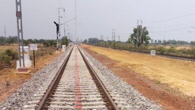 Photo of In view of the increasing heat, the railways have taken important steps to ensure the safety of the tracks.