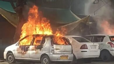 Photo of उदयपुर में हिंसा, दो छात्रों में चाकूबाजी के बाद हिंसक प्रदर्शन, कई वाहन फूंके, धारा 163 लागू, इंटरनेट पर पाबंदी