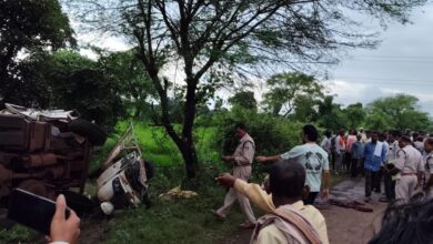 Photo of जबलपुर में बड़ा हादसा : हाइवा ने मजदूरों से भरे ऑटो में मारी पीछे से टक्कर, 6 की मौत