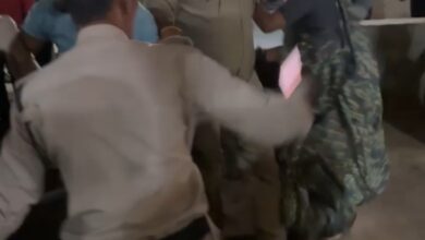Photo of टीआई पर महिला को धक्का देने और पति को बाल पकड़ ले जाने का आरोप