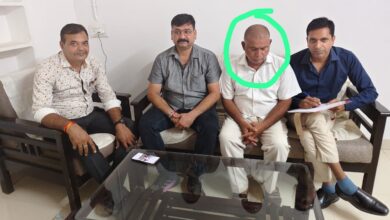 Photo of जबलपुर लोकायुक्त ने पांच हजार की रिश्वत लेते डिप्टी रेंजर काे रंगे हाथों किया गिरफ्तार