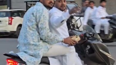 Photo of तत्वों द्वारा लड़कियों कोअश्लील इशारे का वीडियो वायरल, हिन्दू संगठनों ने की कार्रवाई की मांग