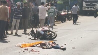 Photo of जबलपुर हाईवे पर भीषण हादसा: ट्रक की टक्कर से स्कूटी सवार को 50 मीटर तक घसीटा, सड़क पर बिखरा शव