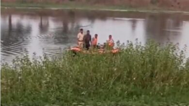 Photo of रामसागर तालाब में नहाते समय दो युवक डूबे, देर रात तक नहीं मिले शव