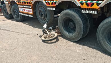 Photo of नेशनल हाईवे 30 पर दर्दनाक हादसा, ट्रक की टक्कर से युवक की मौत